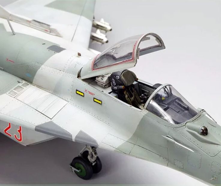 G.W.H MIG-29 SMT "Fulcrum" 9-19 1/48